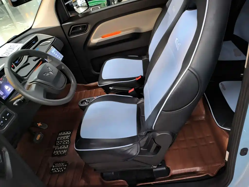 Wuling MINIEV — миниатюра 15
