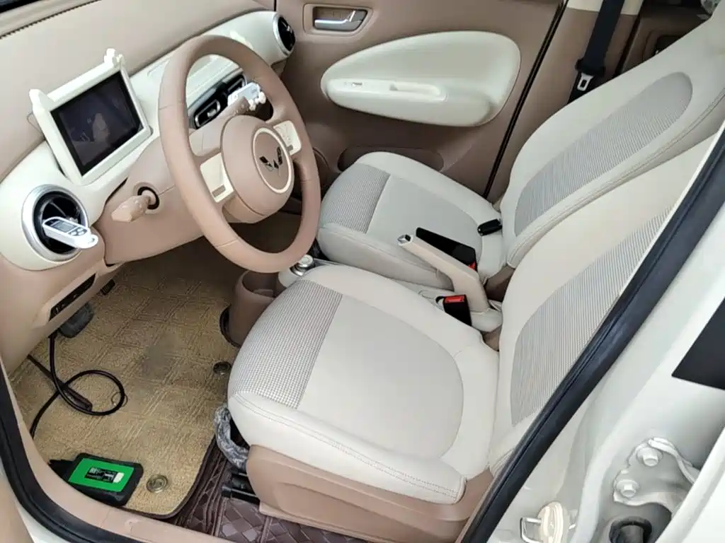 Wuling MINIEV — миниатюра 15