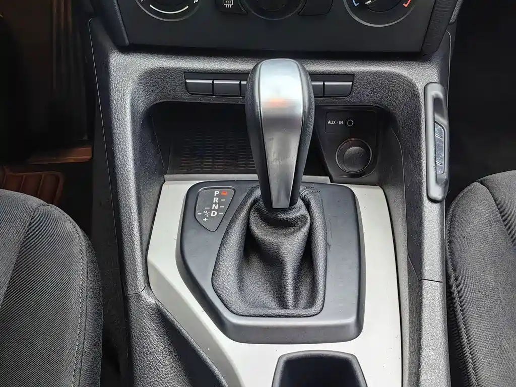 BMW X1 — миниатюра 13