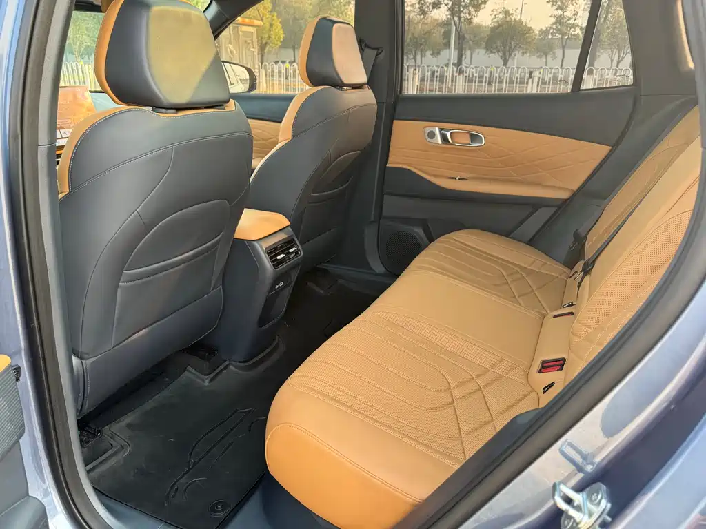 GEELY GALAXY GALAXY STARSHIP 7 EM I