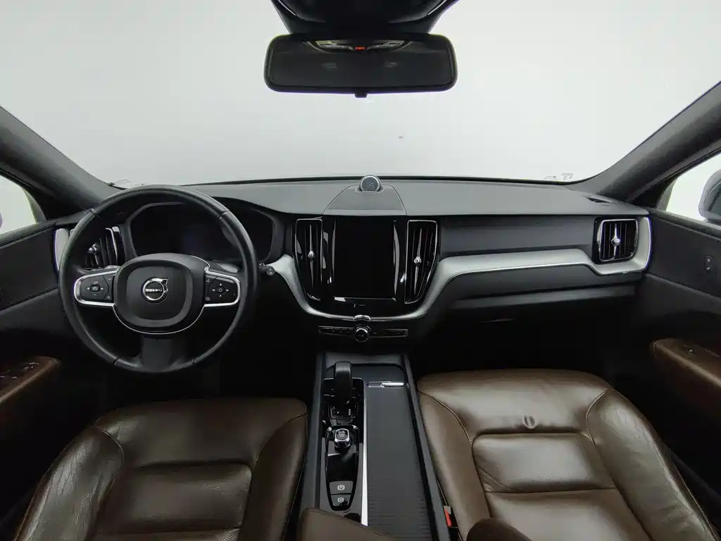 Volvo XC60 — миниатюра 5