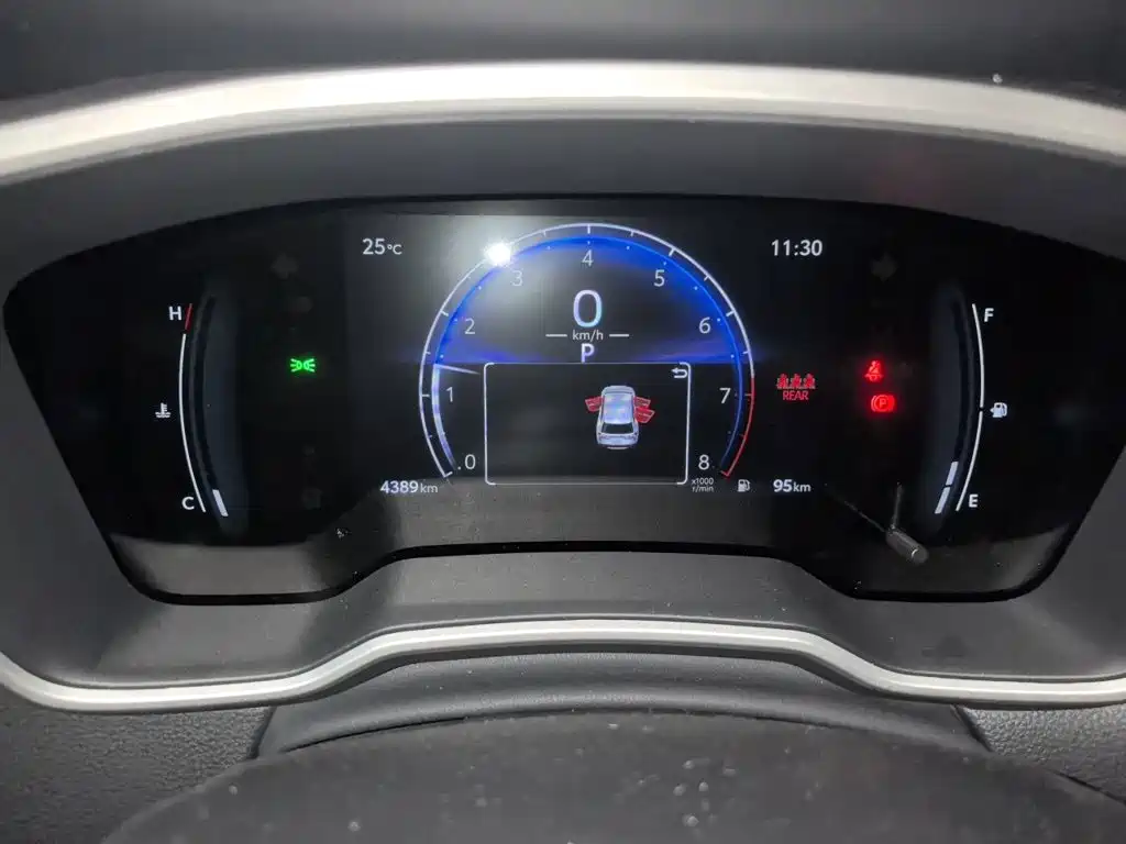 Toyota Frontlander — миниатюра 12