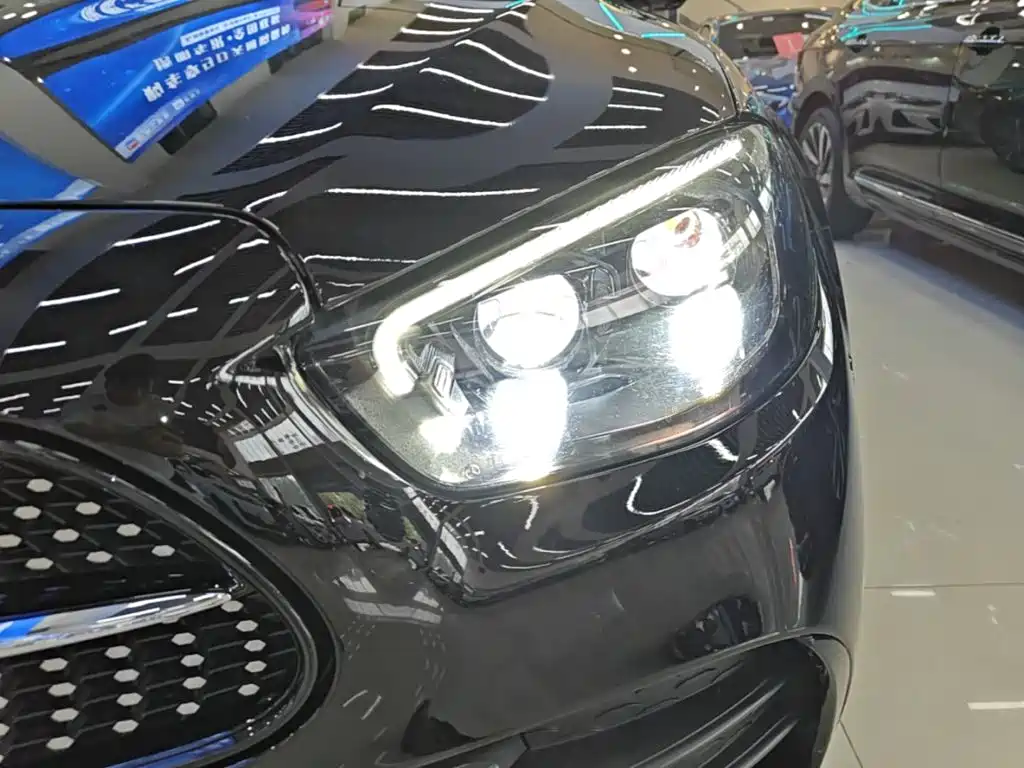 Mercedes-Benz E-Class New Energy — миниатюра 24