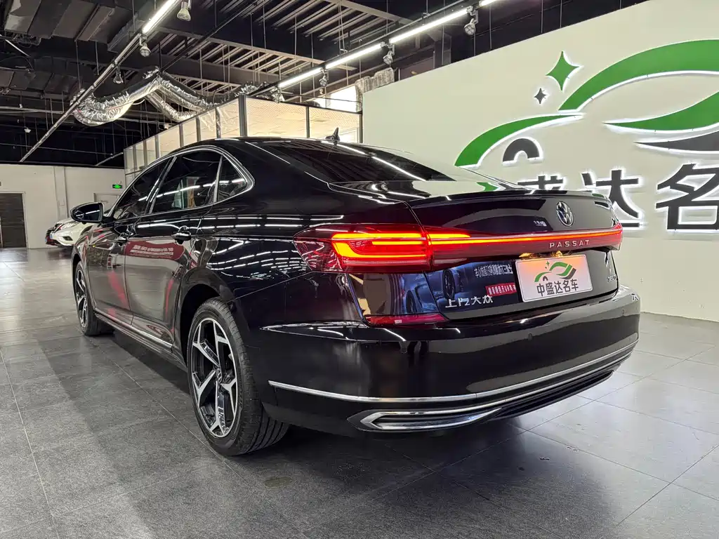Volkswagen Passat — миниатюра 4