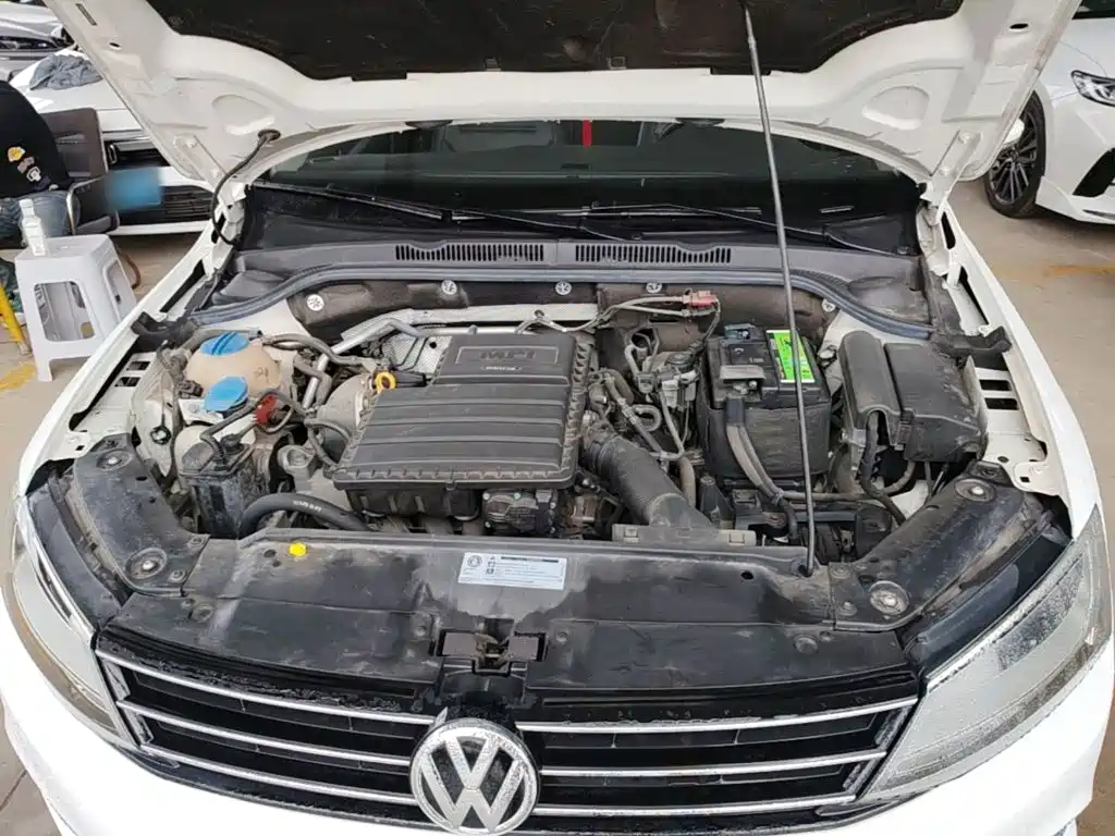 Volkswagen Sagitar — миниатюра 20