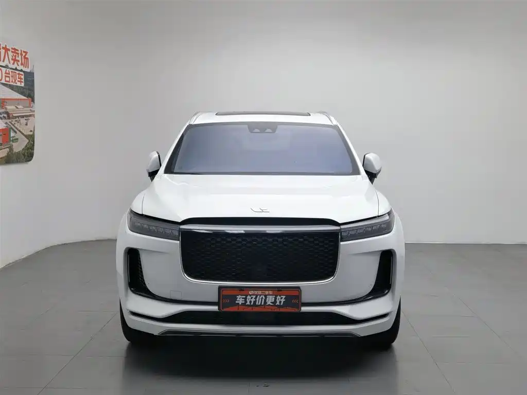 Li Auto ONE 2020 6 мест