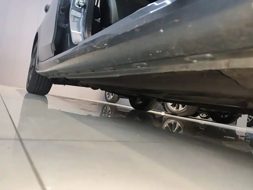 Roewe i6 MAX — миниатюра 21