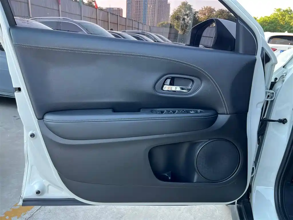 Honda Vezel 2020 1.5L CVT