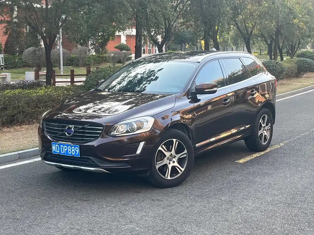 Купить Volvo XC60 (Import)