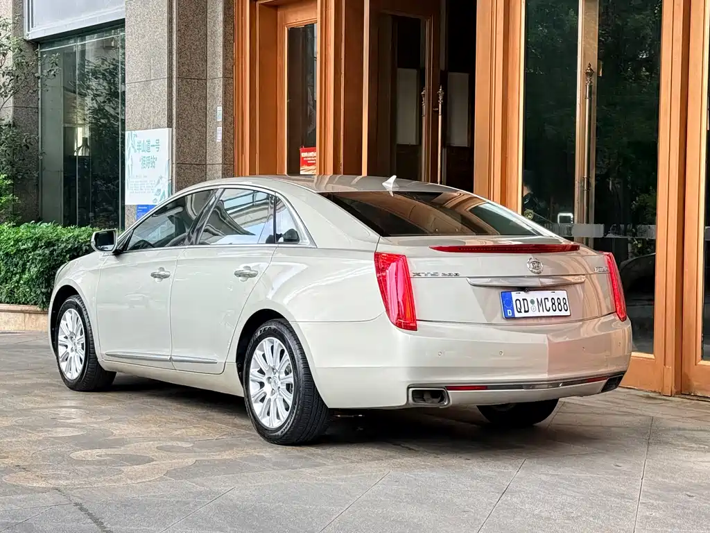 Cadillac XTS — миниатюра 6