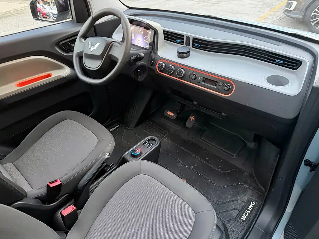 Wuling MINIEV — миниатюра 12