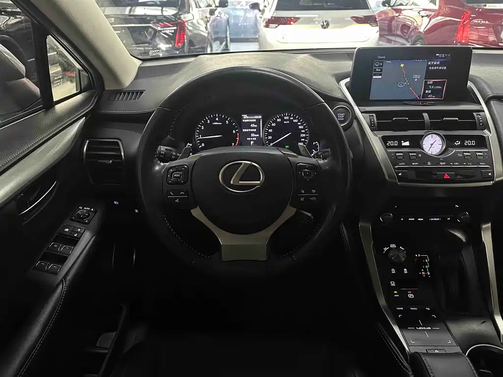 Lexus NX — миниатюра 13