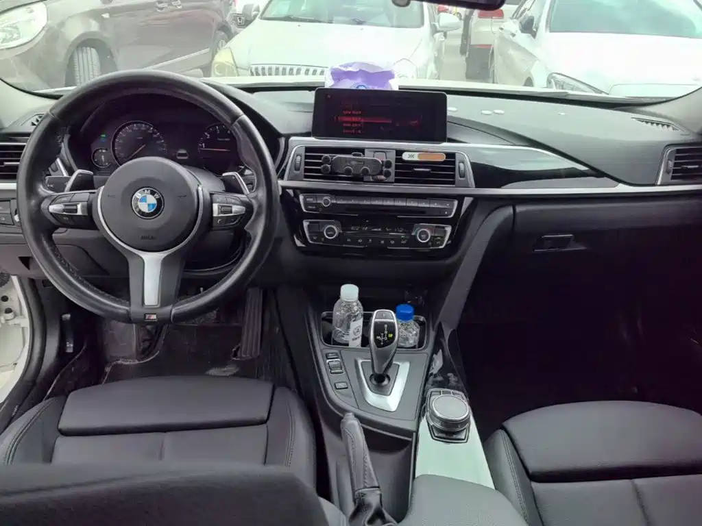 BMW 3 Series — миниатюра 10