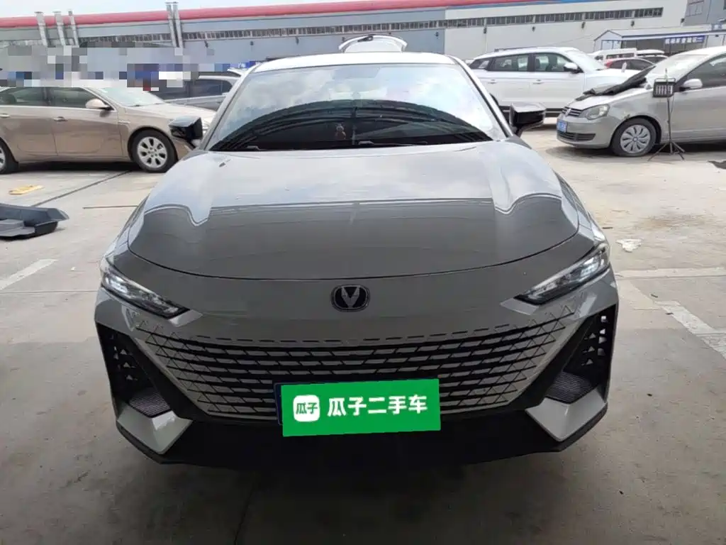 Changan UNI-V — миниатюра 3
