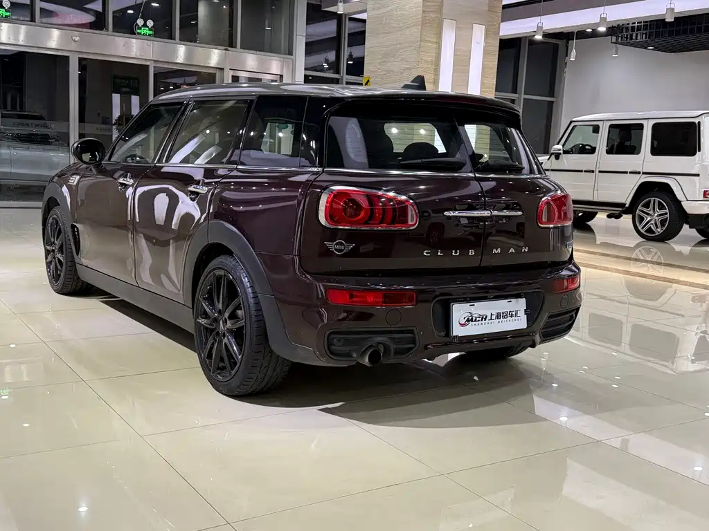 MINI CLUBMAN