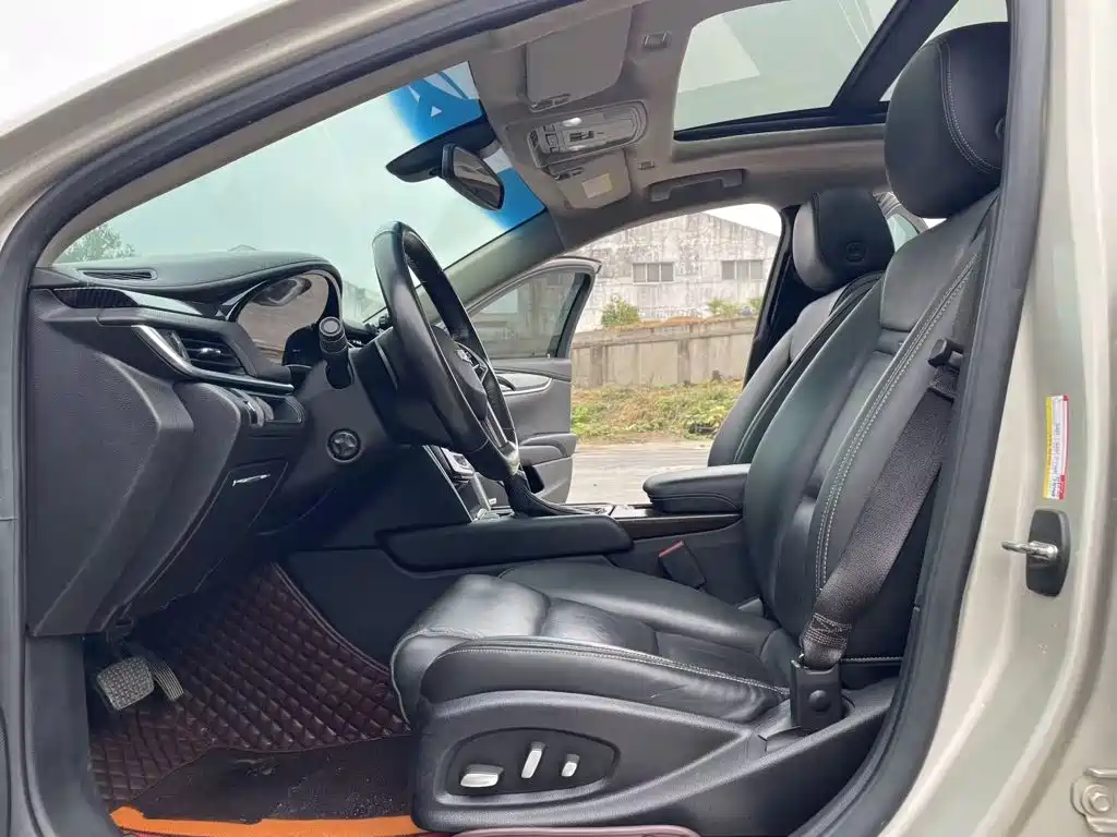 Cadillac XTS — миниатюра 10