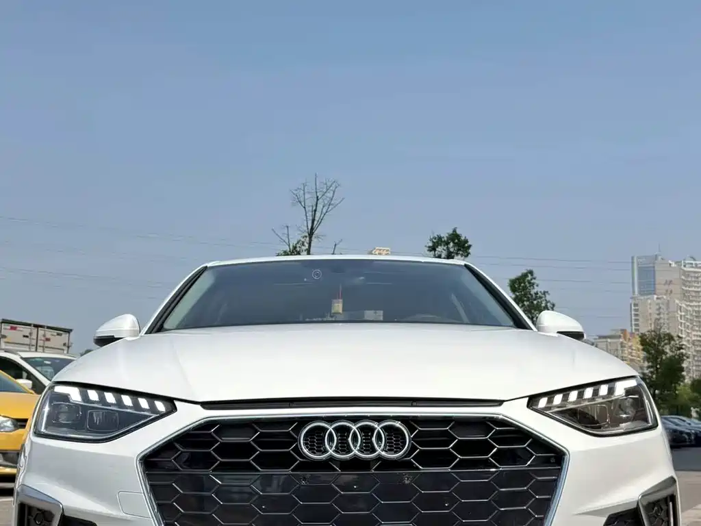 Audi A4L — миниатюра 2