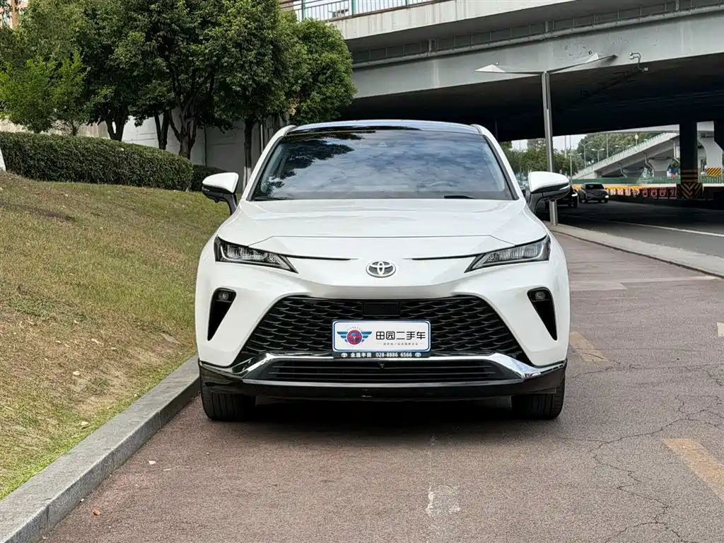 Toyota Venza 2023 2.0L CVT Luxury
