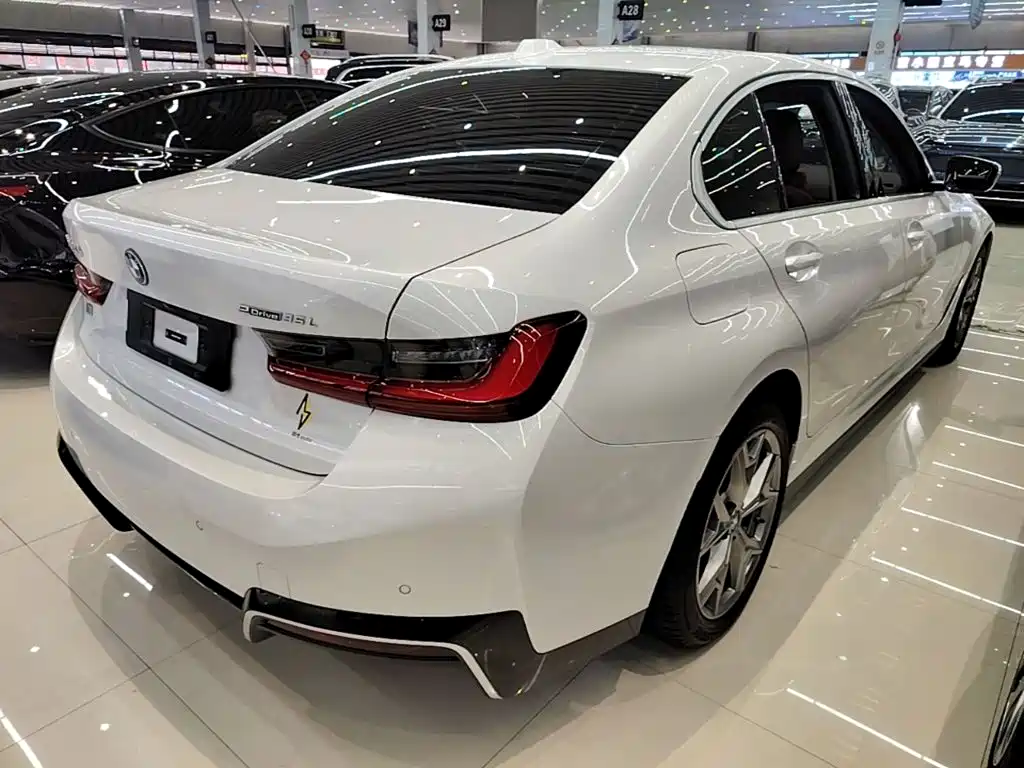 BMW i3 — миниатюра 7