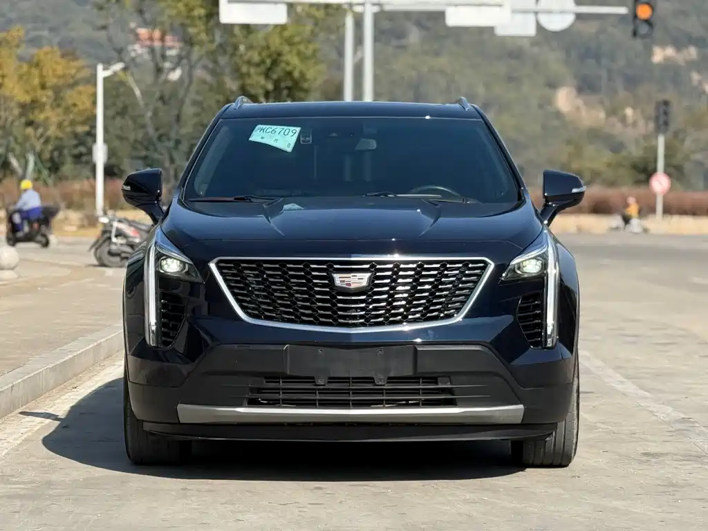 Cadillac XT4