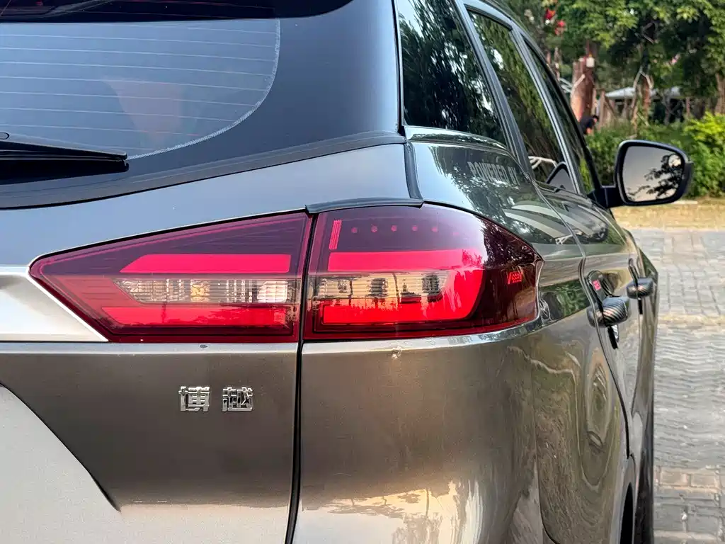 Geely Boyue — миниатюра 9