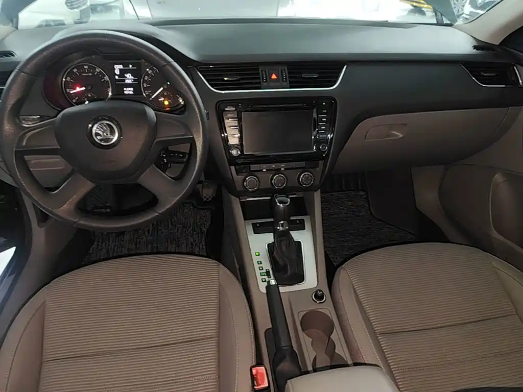 Skoda Octavia — миниатюра 14
