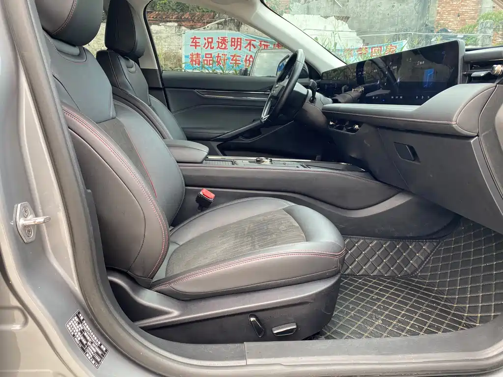 Ford Mondeo — миниатюра 13
