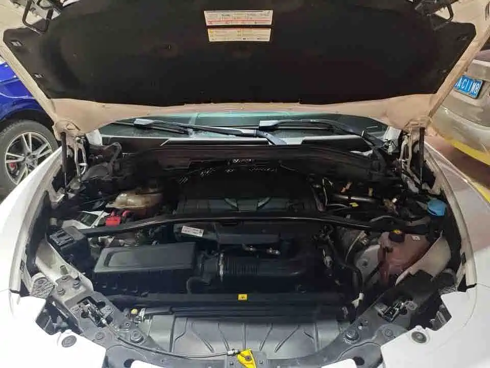 Alfa Romeo Stelvio — миниатюра 9