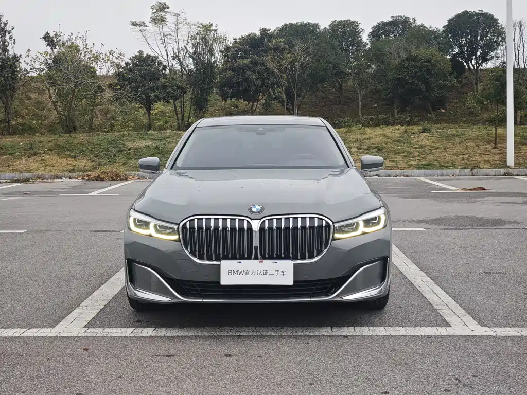 BMW 7 SERIES