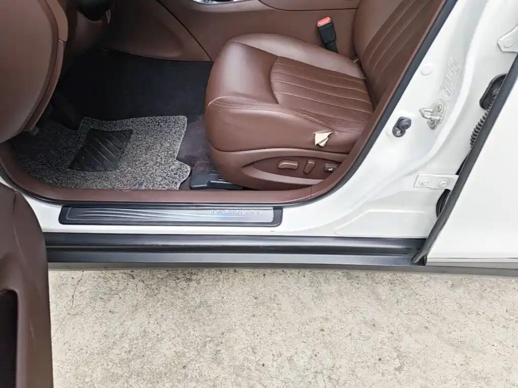 Infiniti QX50 (Import) — миниатюра 22