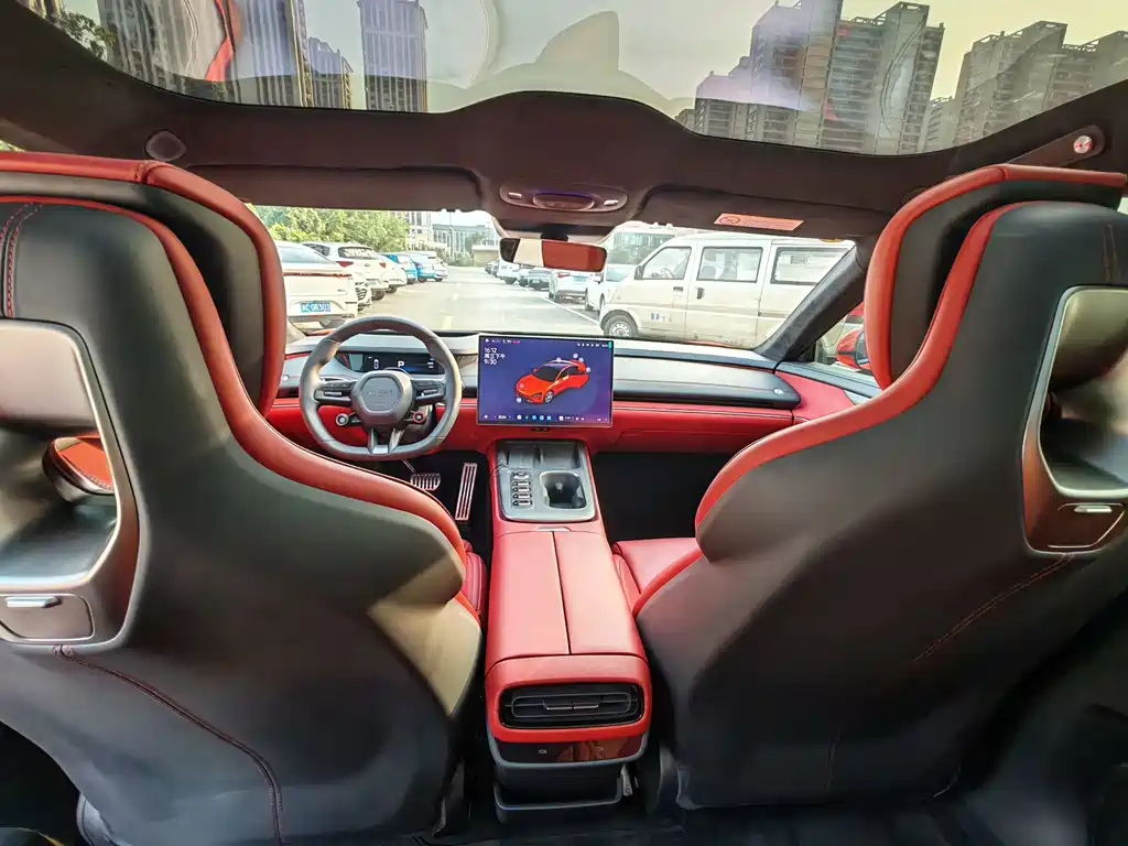 Xiaomi SU7 — миниатюра 5