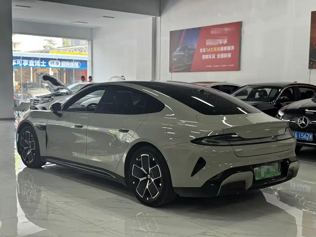 XIAOMI CAR XIAOMI SU7