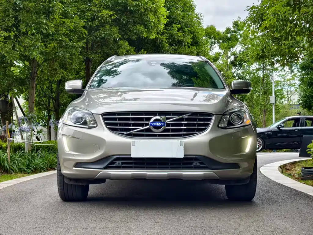 Volvo XC60 (Import) — миниатюра 2