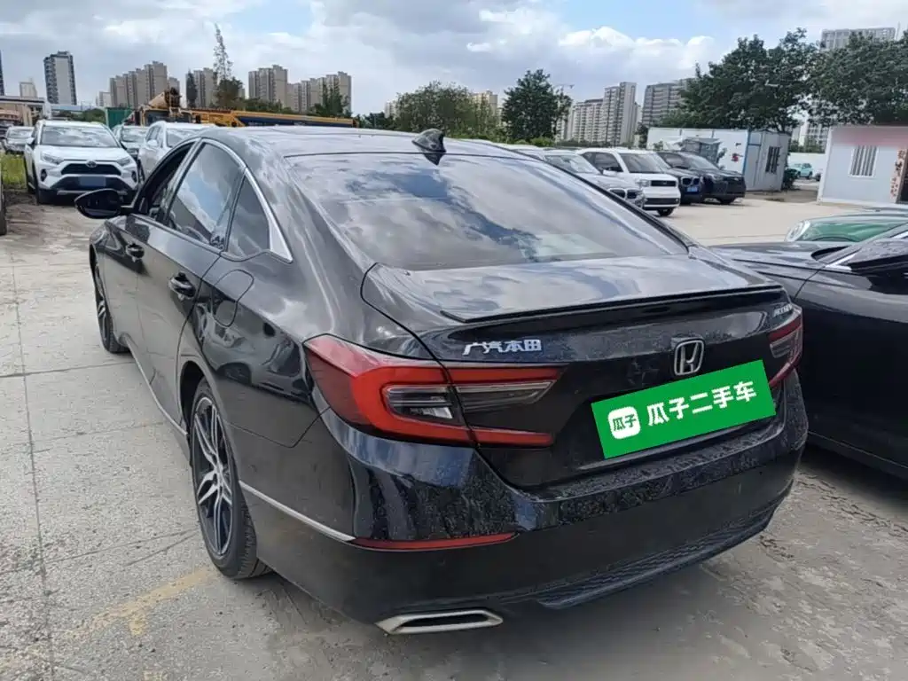 Honda Accord — миниатюра 5