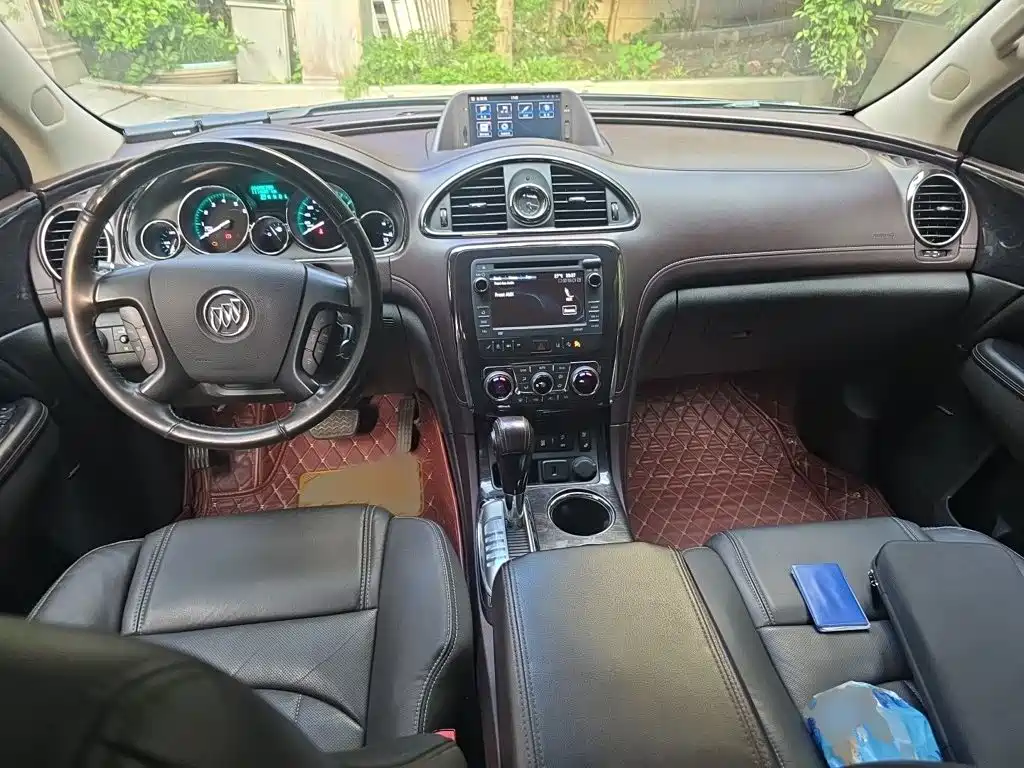 Buick Enclave — миниатюра 13