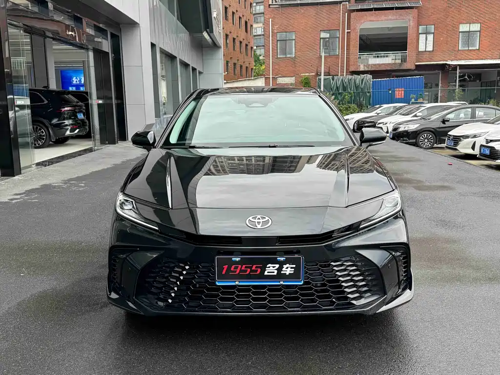 Toyota Camry 2026 2.0HSE Sport Lite
