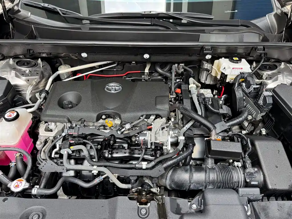 Toyota RAV4 2022 2.5L E-CVT Elite