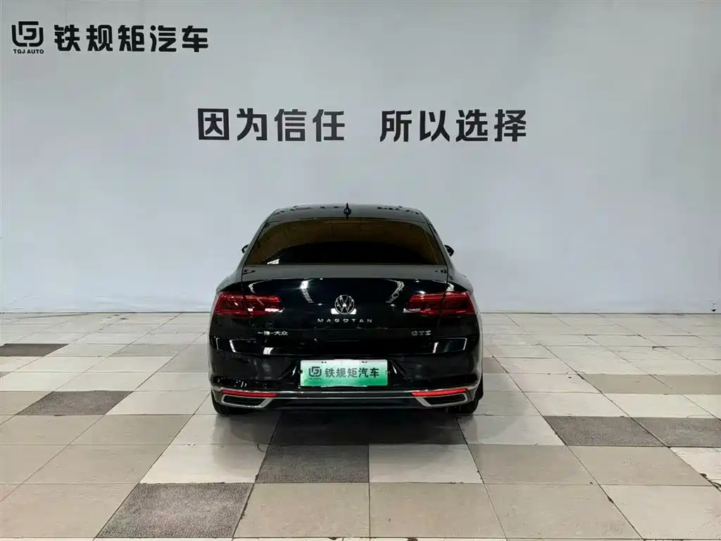 VOLKSWAGEN MAGOTAN GTE PLUG IN HYBRID