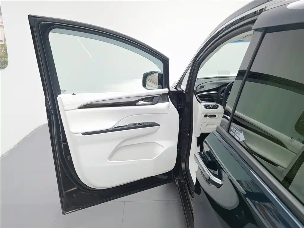 Buick GL8 2017 ES 28T Flagship V