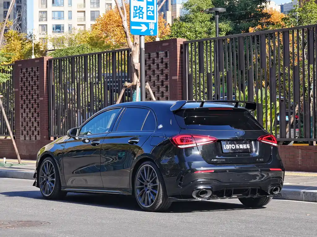 MERCEDES-BENZ A CLASS AMG
