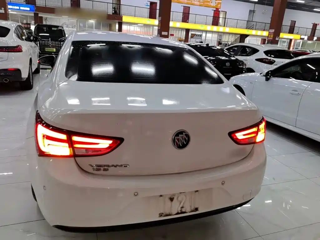 Buick Verano — миниатюра 6