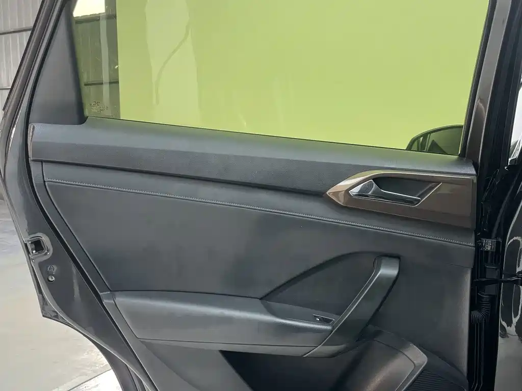 Volkswagen Tharu — миниатюра 18