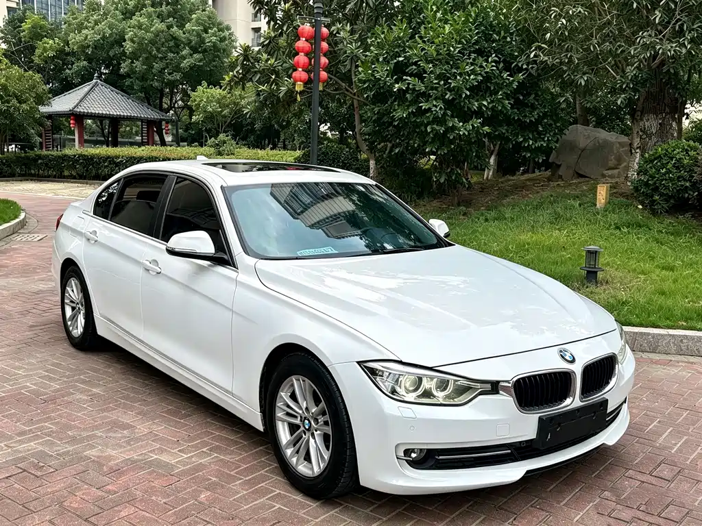 BMW 3 Series — миниатюра 3