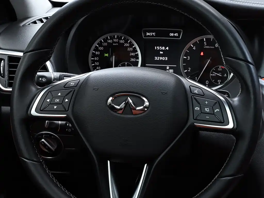 Infiniti QX30 — миниатюра 30