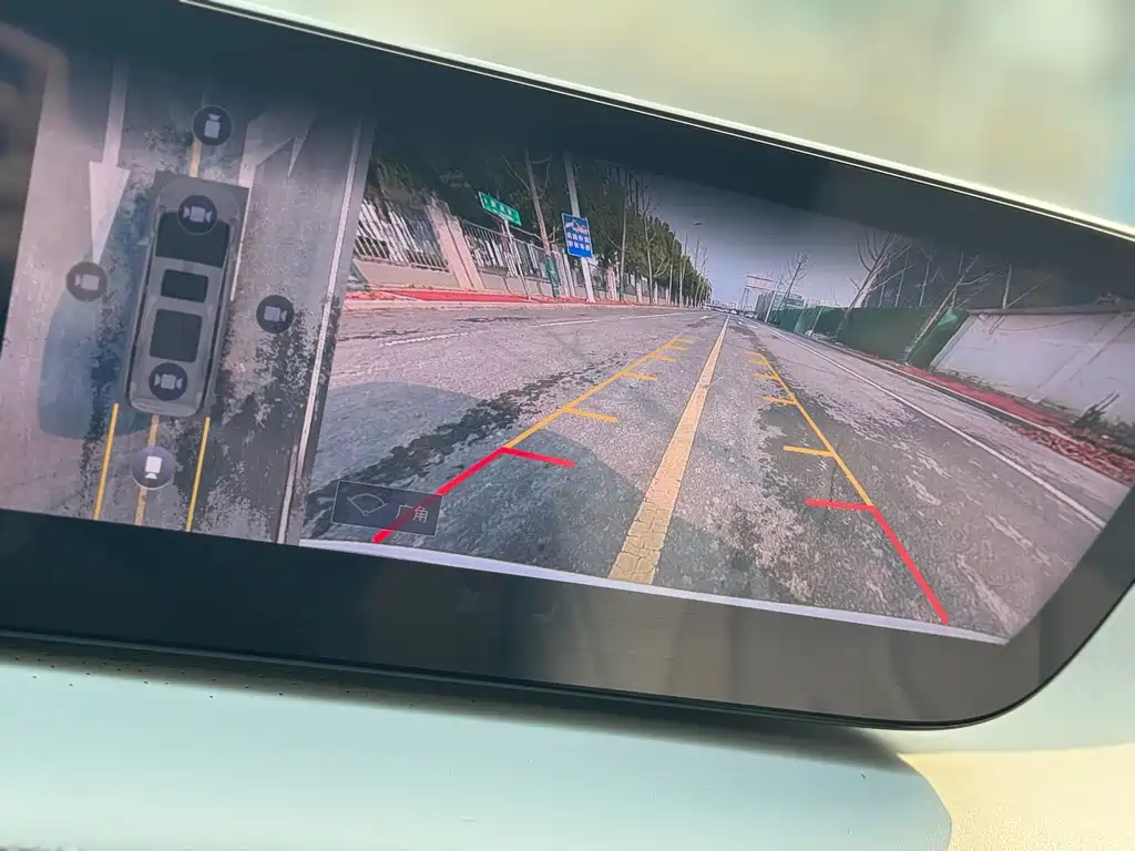 BUICK GL8 NEW ENERGY