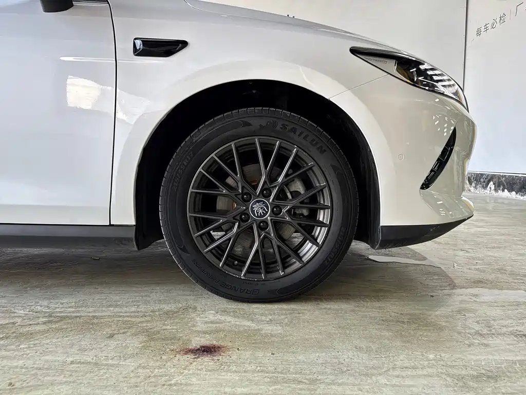 BYD Qin PLUS — миниатюра 28