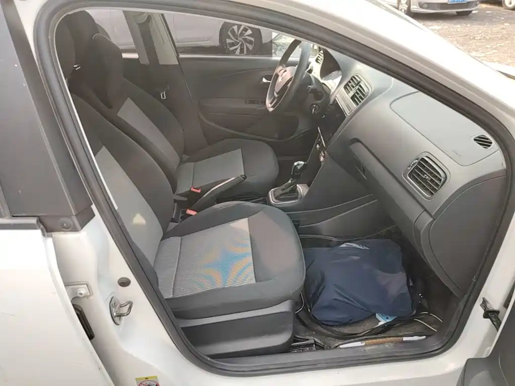 Volkswagen Polo — миниатюра 25