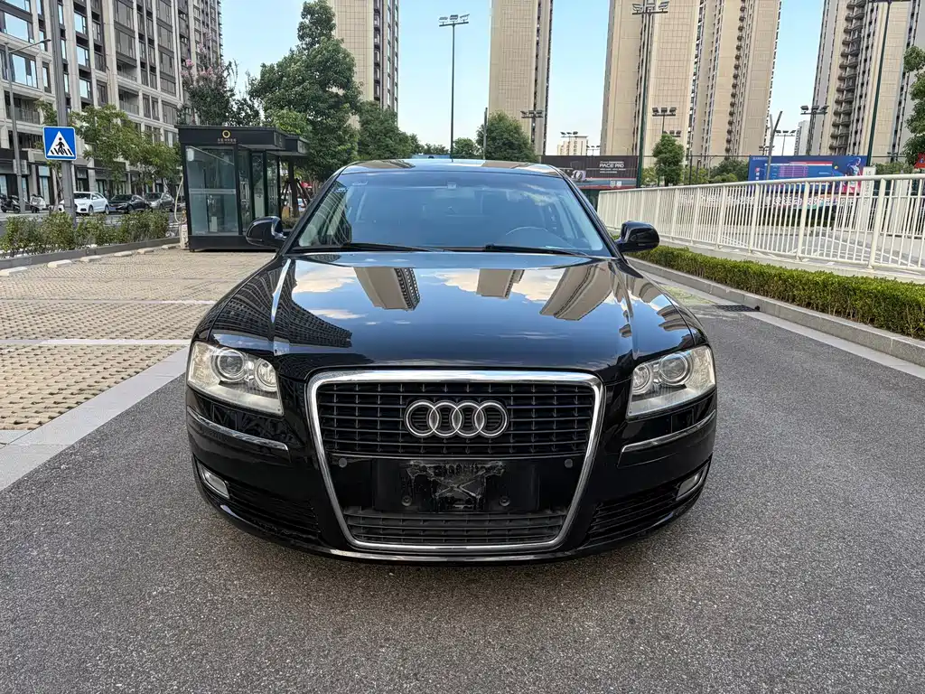 Audi A8 — миниатюра 4