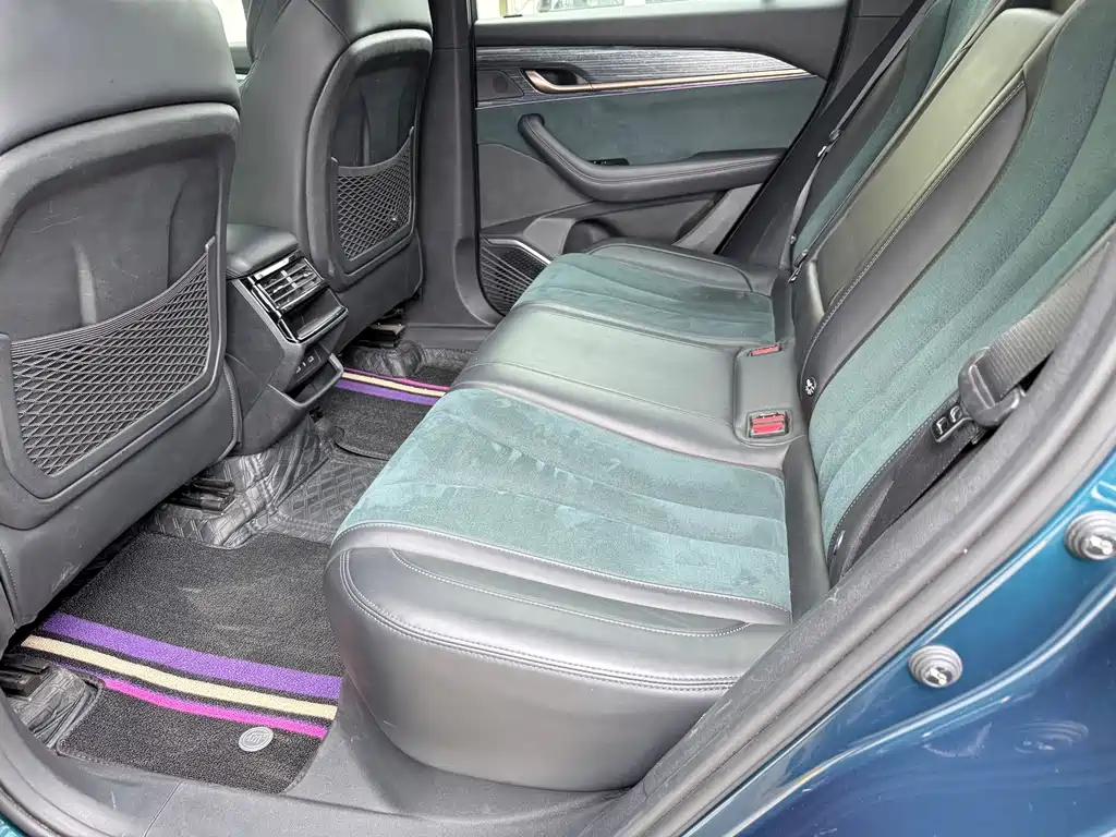 Geely Xingyue L — миниатюра 11