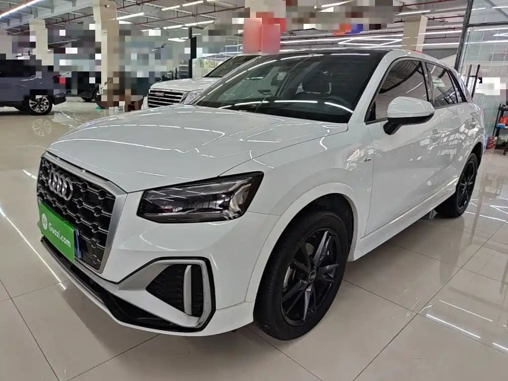 Audi Q2L — миниатюра 2